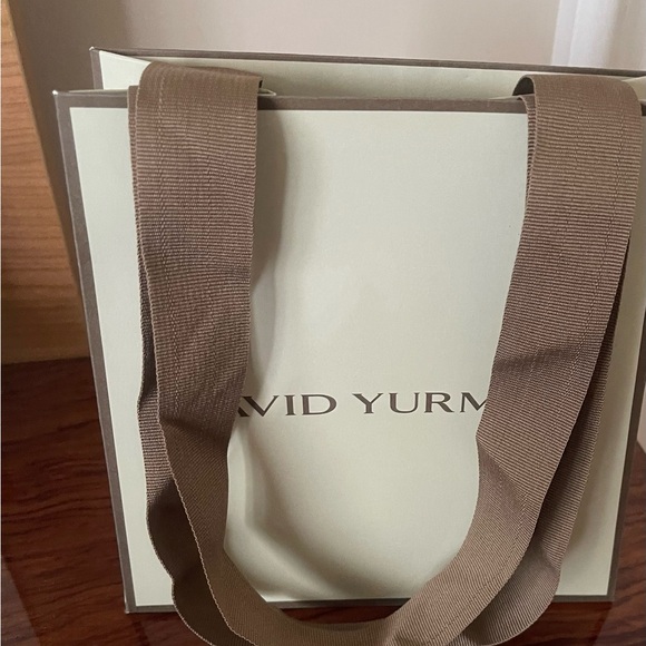 David Yurman Bag with Ribbon - Picture 4 of 7